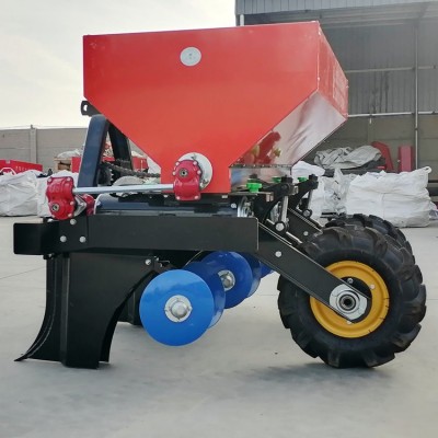 拖拉機(jī)懸掛40馬力以上小型三開溝施肥機(jī) 農(nóng)田果樹追肥機(jī)